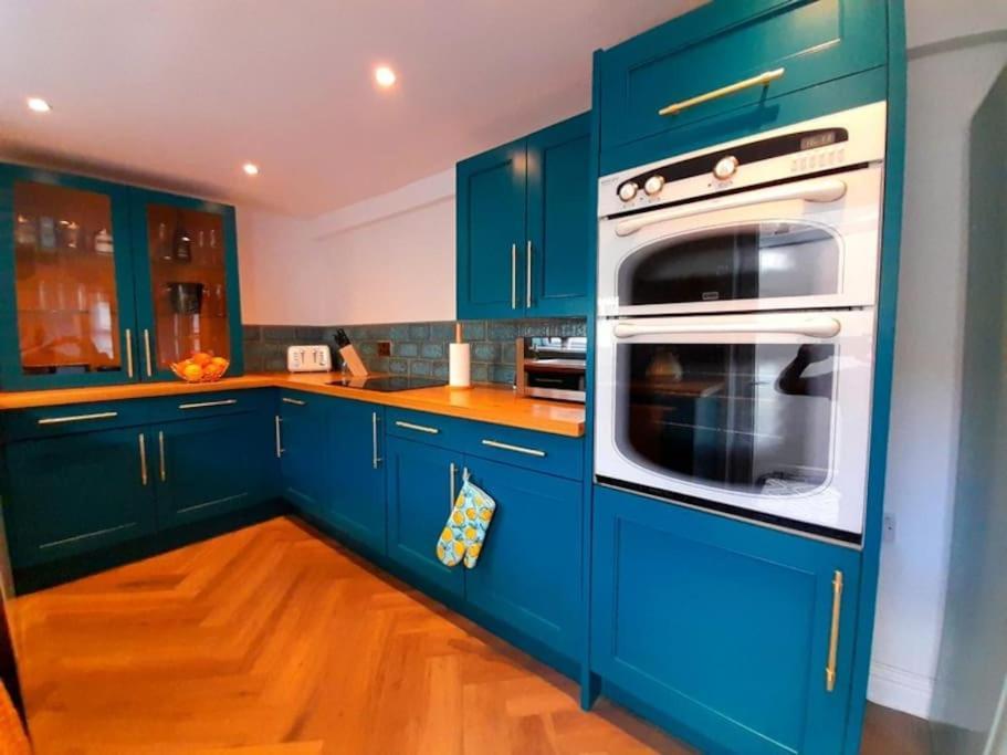 Sea View Cottage In Dorset, พอร์ตแลนด์ ภายนอก รูปภาพ