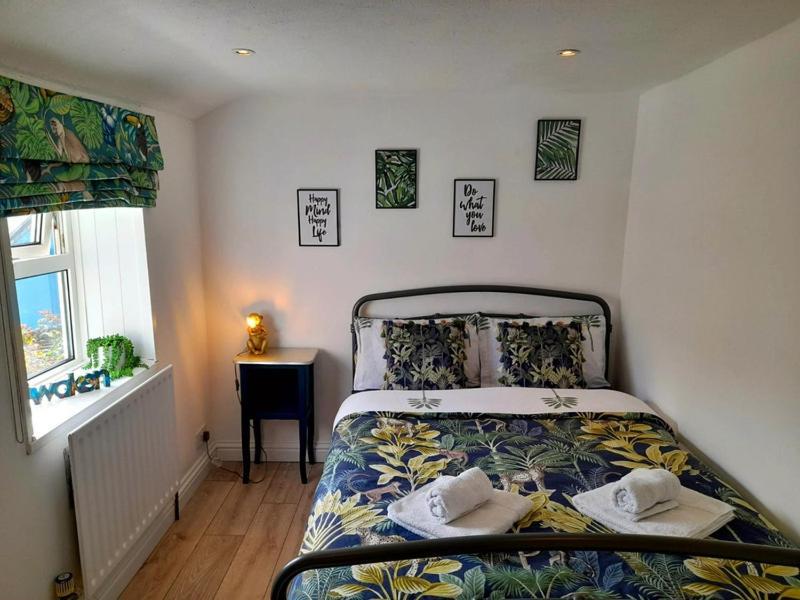 Sea View Cottage In Dorset, พอร์ตแลนด์ ภายนอก รูปภาพ